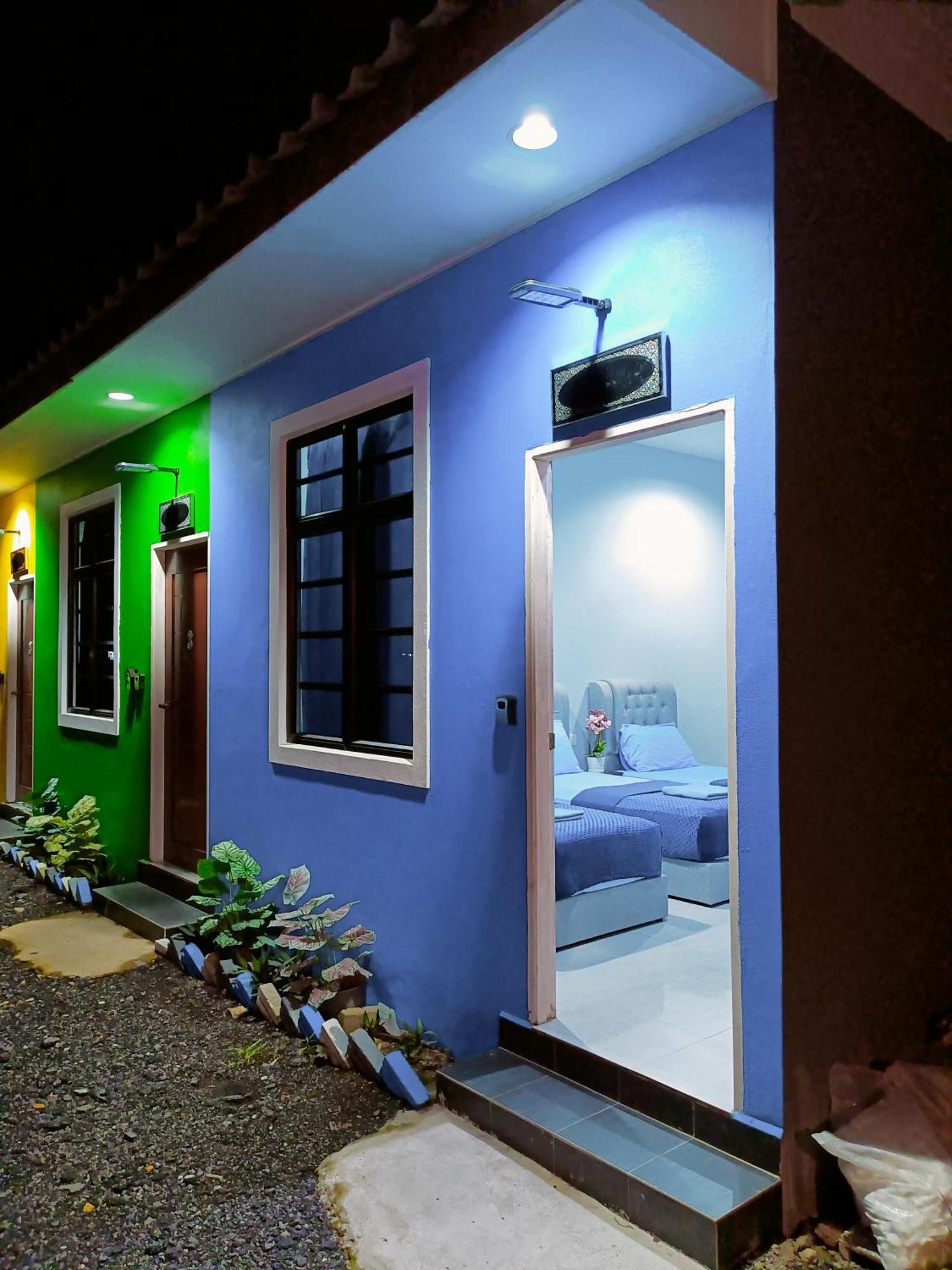The Marak Village Kb - Mini Homestay Кота-Бару Экстерьер фото